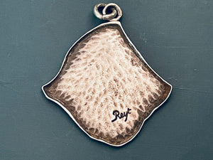 Vintage French Reyt Silver Fleur De Lys Pendant