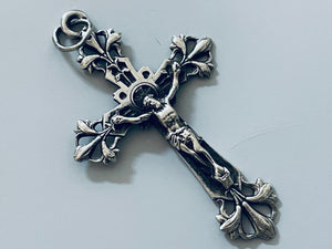 Vintage or Antique French Silver Fleur De Lys Crucifix