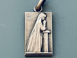 Small Vintage French Marcel Renard Silver Holy Communion Medal