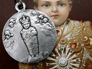 Vintage Italian Bambino Gesu Medal