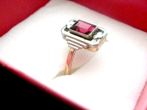 Vintage French Art Nouveau Red Glass Ring