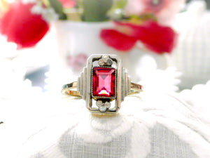 Vintage French Art Nouveau Red Glass Ring