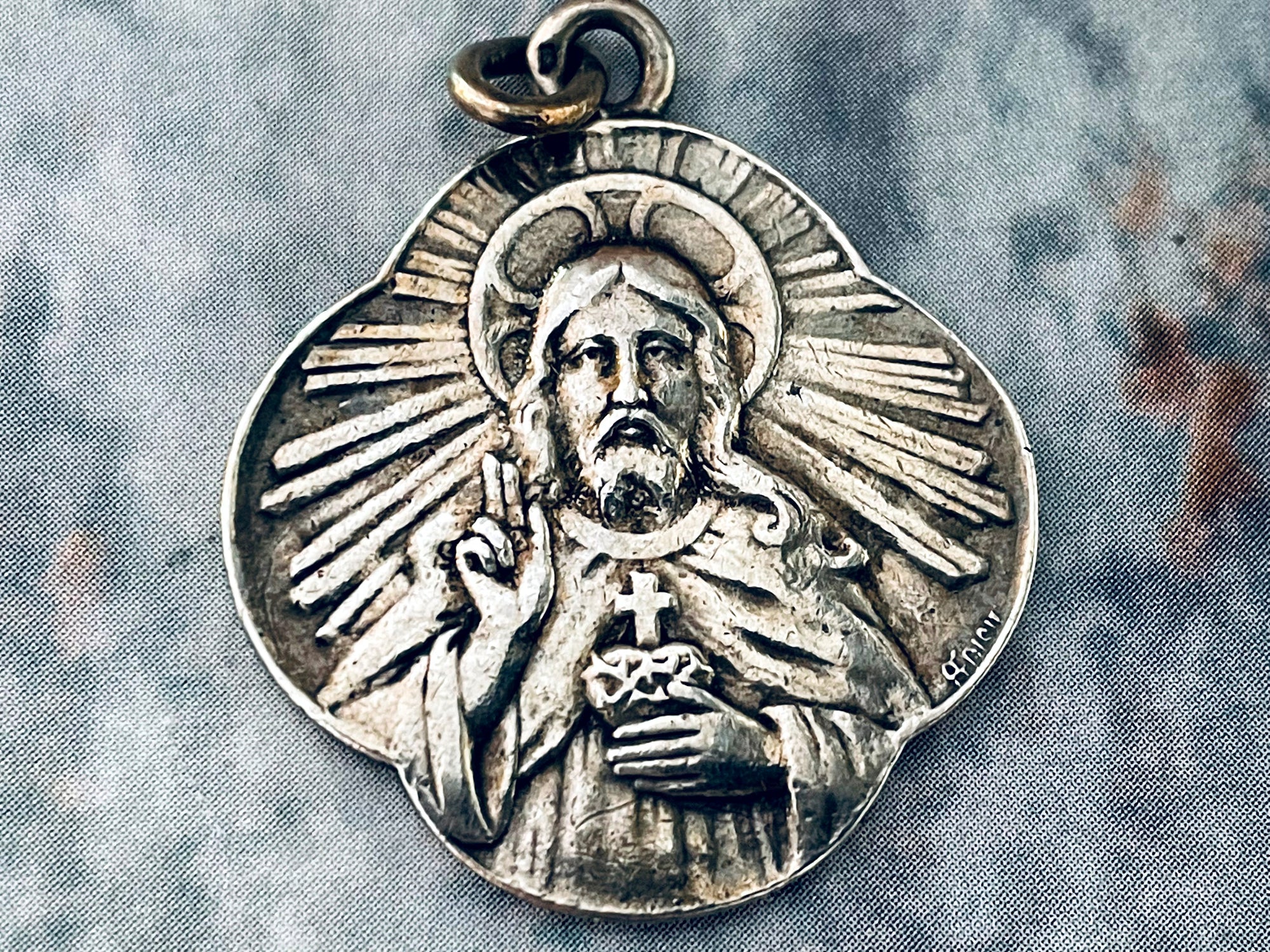 Vintage French Silver Sacred Heart of Jesus Medal